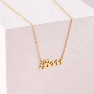 Stella & Dot Boss necklace